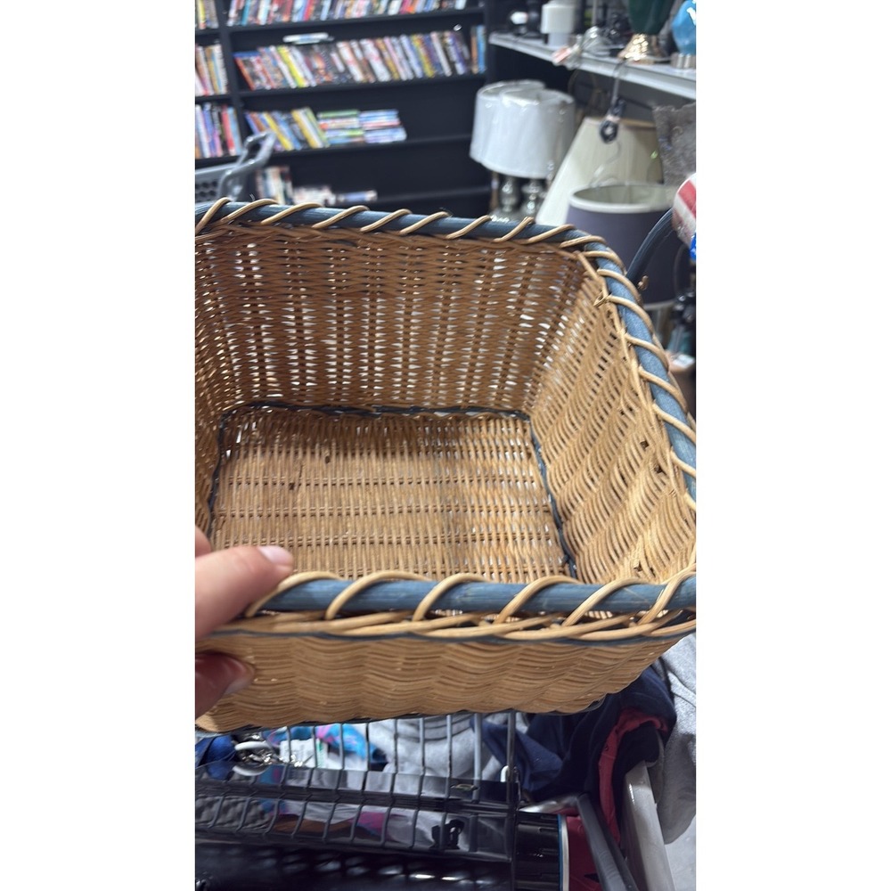 Longaberger Americana Woven Picnic Basket with Flag Handle